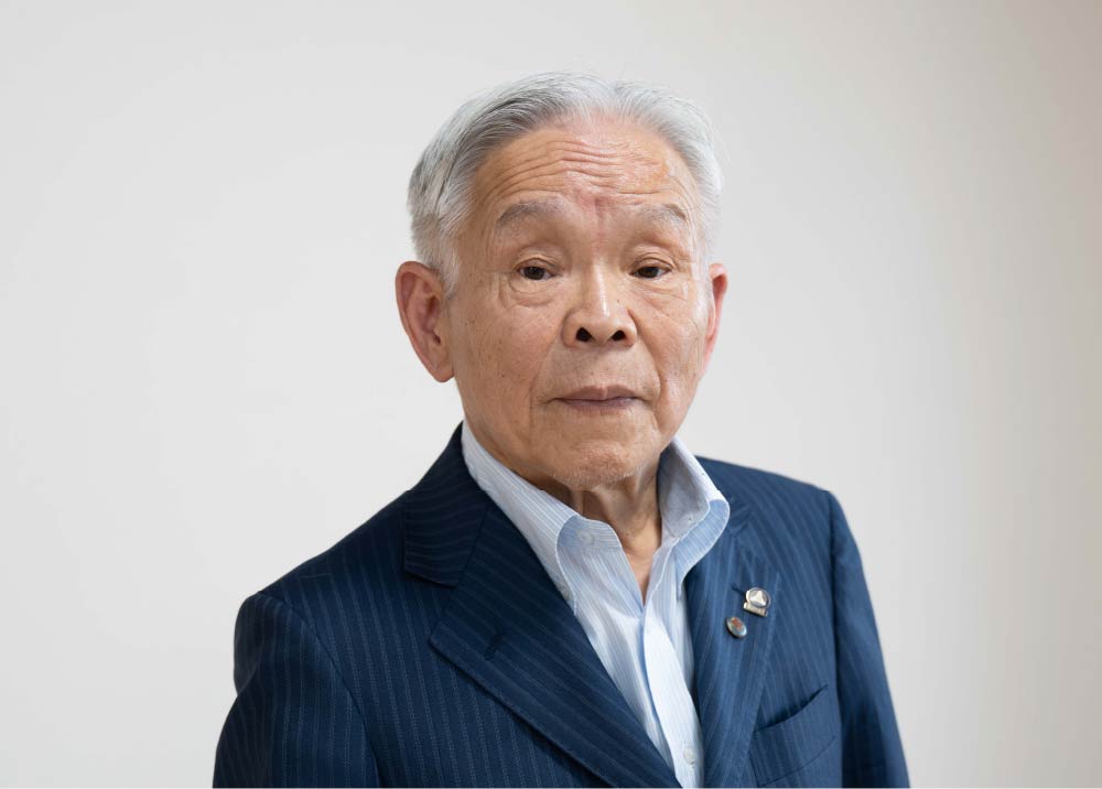 立花輝夫様